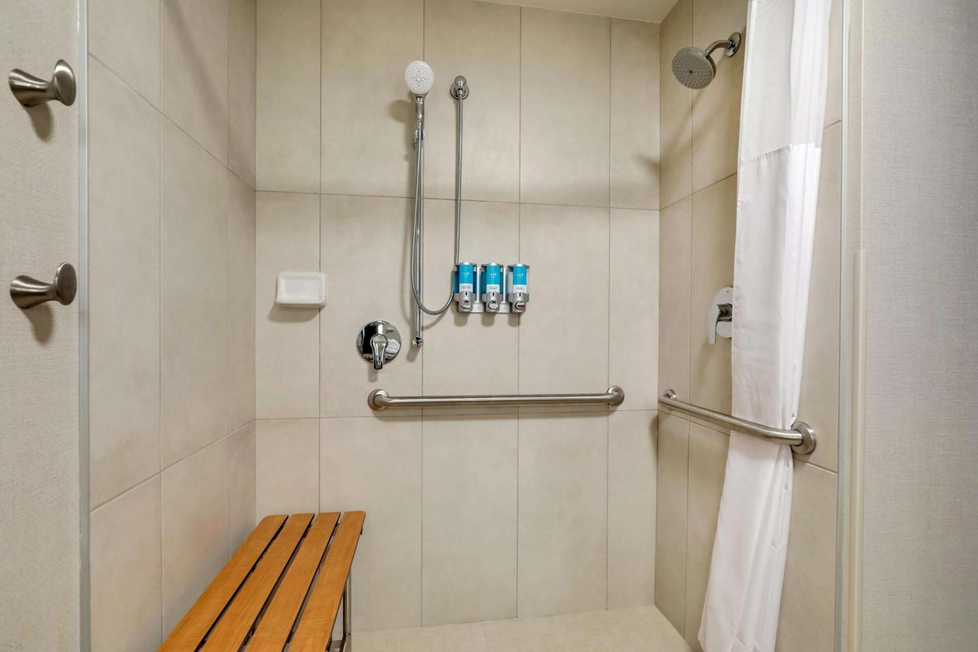 Drury Plaza Hotel Lincoln Downtown Εξωτερικό φωτογραφία